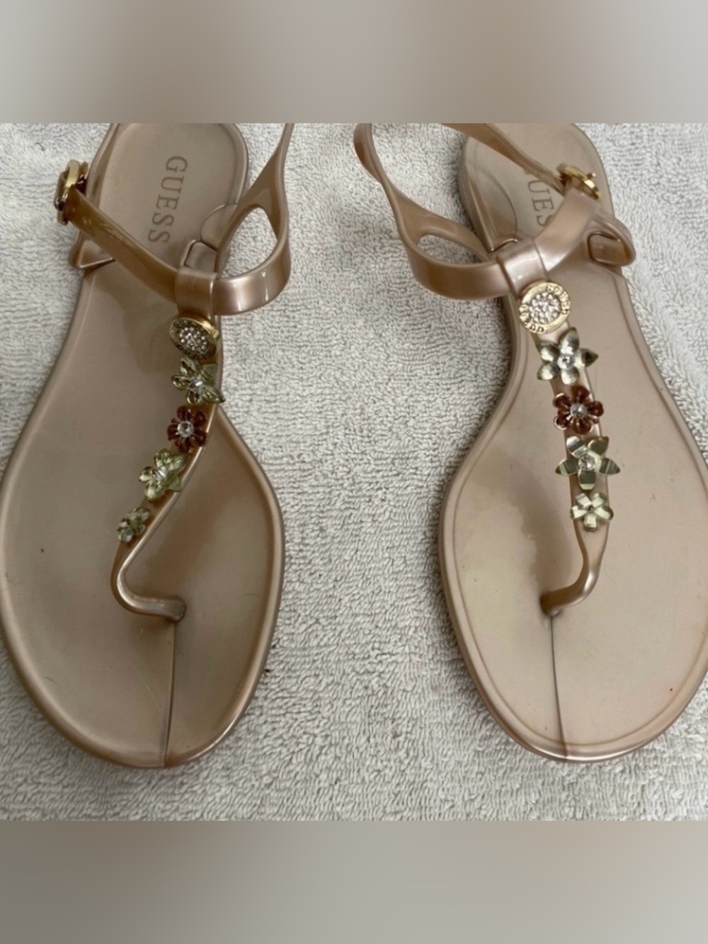 Guess Women's Rose Gold Jelly Rhinestone Bling Addison Sandals Size 8M Coastal - Picture 4 of 10